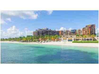 1 Week timeshare stay in Cancun, Mexico