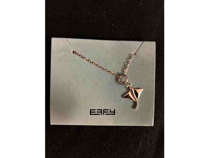 STING-RAY, Necklace (Silver, on an 18 inch chain)