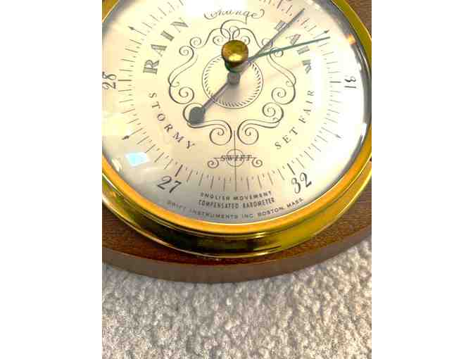 1 Barometer: VINTAGE 'Wall Weather Station' (Swift Instruments)