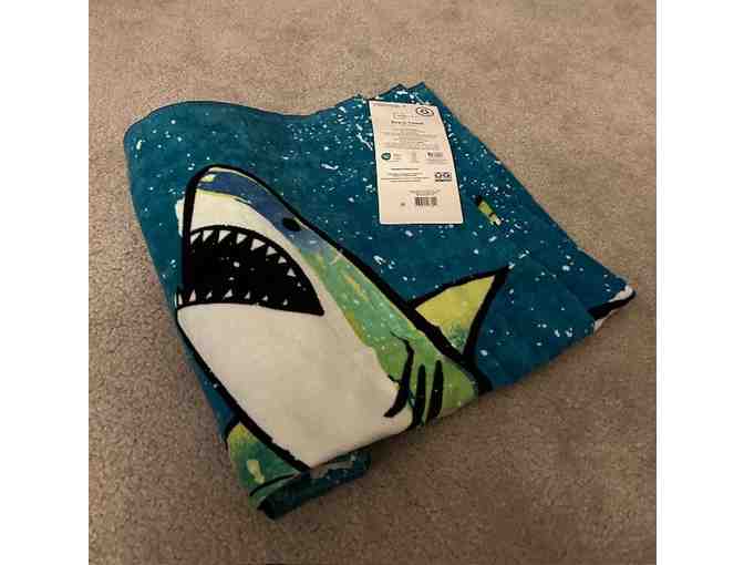 1 SHARK TOWEL: New (Soft and Super-sized, 5 foot)
