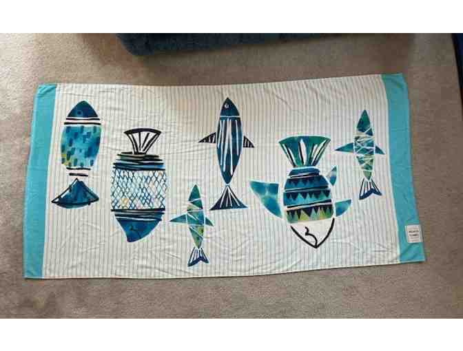 TOWEL: Fish BEACH (Oversized Blue/White, 72' x 36')