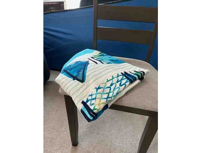 TOWEL: Fish BEACH (Oversized Blue/White, 72' x 36')