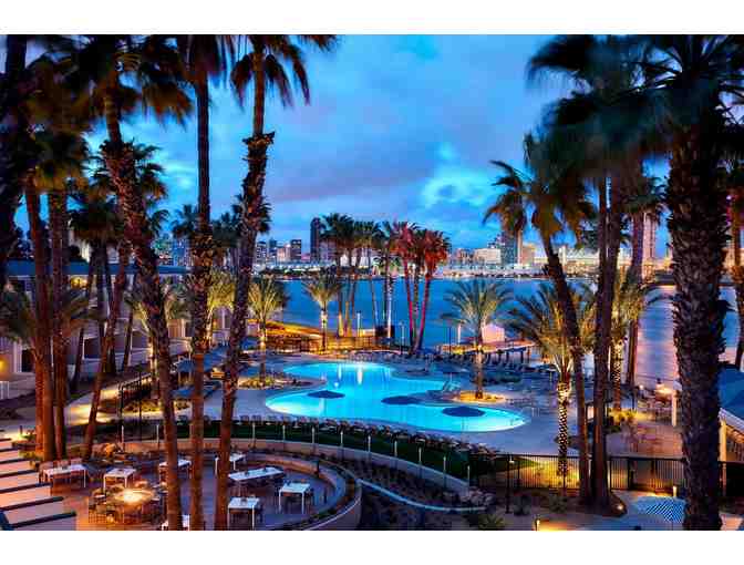 Coronado Island Resort & Spa - Two (2) Night Stay with Waived Resort Fee - Photo 4