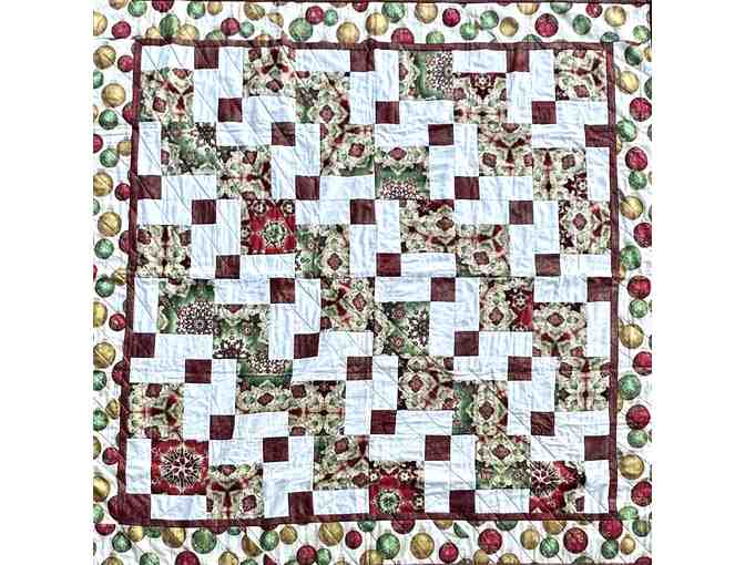 'Christmas Wonders' Quilt from Vicky's Fabrics