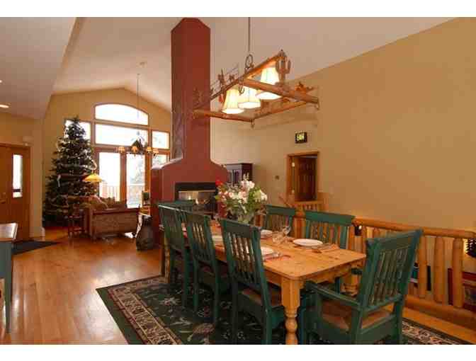 Enjoy 5 nights @ Luxury 12 bed cabin 8,000Sq Colrado Rockies Villa