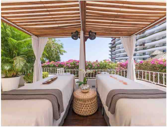 Luxurious Escape to Puerto Vallarta - Photo 3