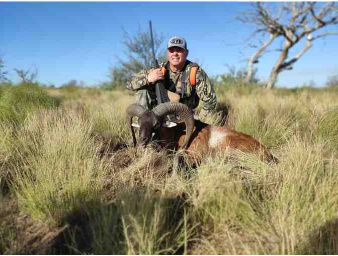 Estancia Chischaca, Argentina Big Game Hunt (Up to 4 hunters)