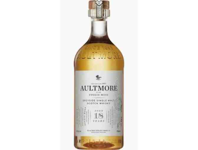 Exclusive Home Whisky Bar For The Connoisseur