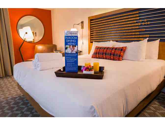 One Night Weekday Stay with Breakfast for 2 in Santa Cruz, CA