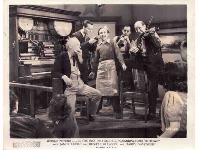 GRANDPA GOES TO TOWN, 1940, movie stills, James Gleason