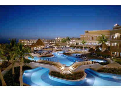 #Indulge in the All-Inclusive Palace Resorts (Mexico)-Four Days All Inclusive Resort+Air